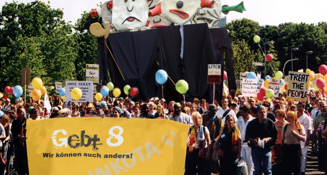 Der INKOTA-Block während der Demonstration gegen den G8-Gipfel 2007 in Heiligendamm