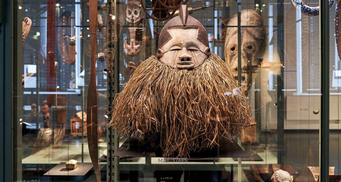 Holzmaske aus der heutigen Republik Kongo, heute im GRASSI,, Grassi/Tom Dachs Holzmaske aus der heutigen Republik Kongo, heute im GRASSI; Grassi/Tom Dachs