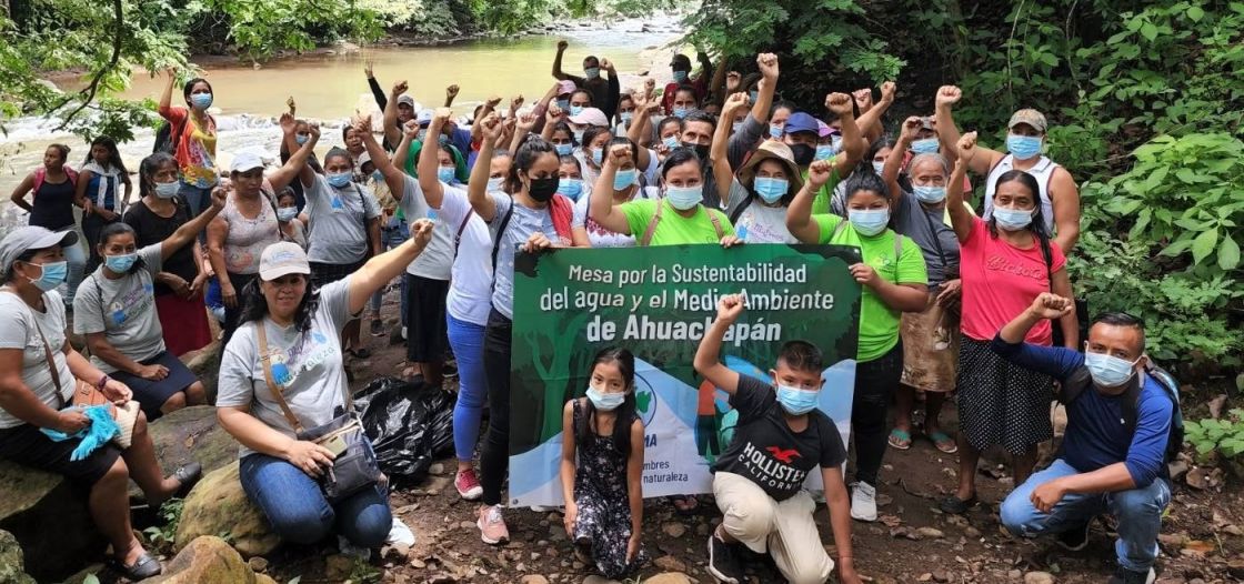Protestaktion des Runden Tisches für Nachhaltigkeit für Wasser & Umwelt von Ahuachapán.