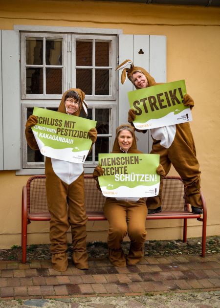 Osteraktion 2023 im Weltladen Greifswald